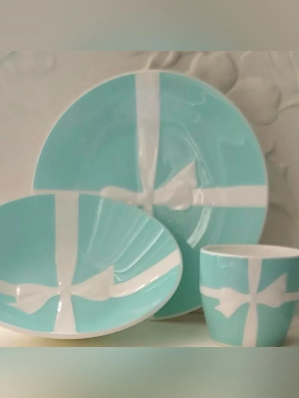 Tiffany & Co. Robin's Egg Blue Bow Porcelain Dinnerware Set